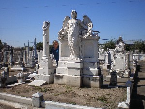 Angel&Faith Angel and Faith -- Jewish Graveyard in New Orleans